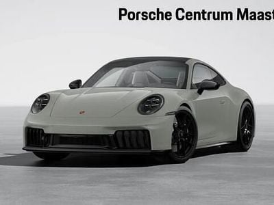 Porsche 911 Carrera GTS