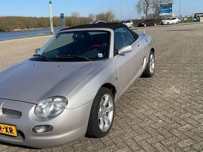 MG F