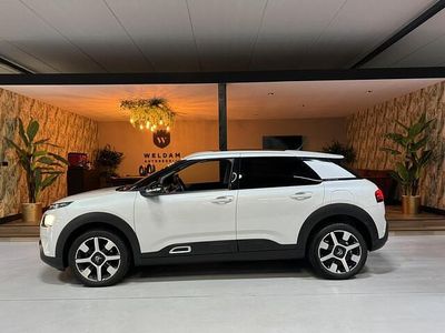 Wit (metallic) Occasion 2019 Citroën C4 PureTech SUV | € 13.990 (Duur)