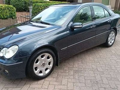 Mercedes C180