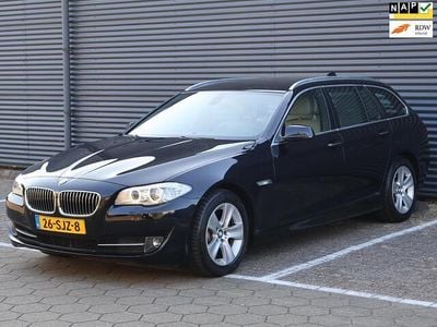 Zwart Gebruikt 2011 BMW 528 Executive Stationwagen | € 14.895 (Eerlijke prijs)