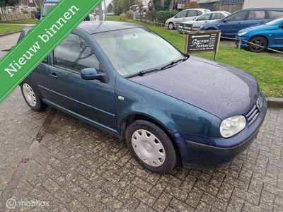 VW Golf IV