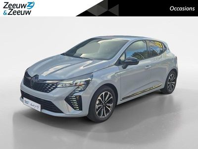 Grijs Gebruikt 2025 Renault Clio V Techno Hatchback | € 26.969 (Duur)