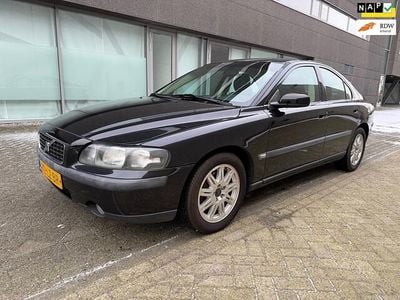 Zwart (metallic) Gebruikt 2003 Volvo S60 Sedan | € 1.199 (Super prijs)