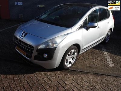 Grijs (metallic) Occasion 2011 Peugeot 3008 MPV | € 3.999 (Eerlijke prijs)