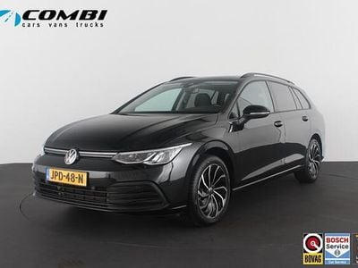 Zwart Gebruikt 2024 VW Golf VIII Business Stationwagen | € 27.650 (Eerlijke prijs)