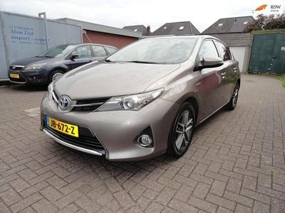 Toyota Auris Hybrid