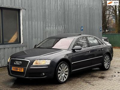 Grijs (metallic) Gebruikt 2005 Audi A8L Sedan | € 8.450