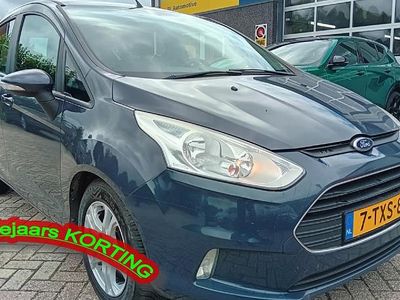 Grijs Gebruikt 2014 Ford B-MAX Style MPV | € 6.495 (Eerlijke prijs)