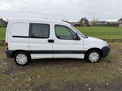 Wit Gebruikt 2006 Citroën Berlingo MPV | € 1.250 (Eerlijke prijs)