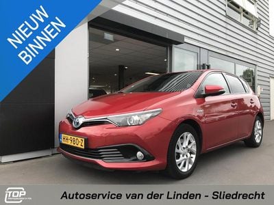 Toyota Auris Hybrid