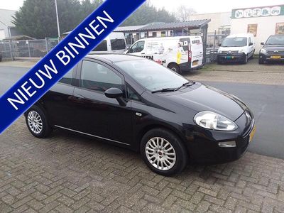 Zwart Gebruikt 2013 Fiat Punto Dynamic Hatchback | € 4.850 (Iets duurder)