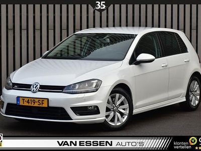 Wit Occasion 2013 VW Golf VII R Hatchback | € 10.995 (Iets duurder)
