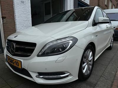 Wit Gebruikt 2012 Mercedes B200 Ambition MPV | € 7.450