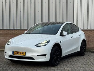 Zwart Occasion 2023 Tesla Model Y RWD SUV | € 23.950 (Goede deal)