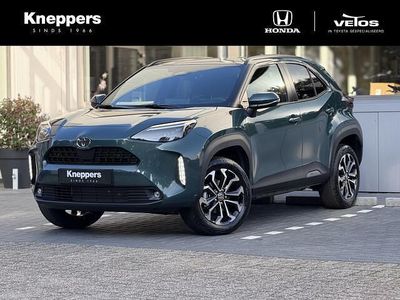 Groen (metallic) Nieuw 2025 Toyota Yaris Cross Style SUV | € 36.900 (Duur)