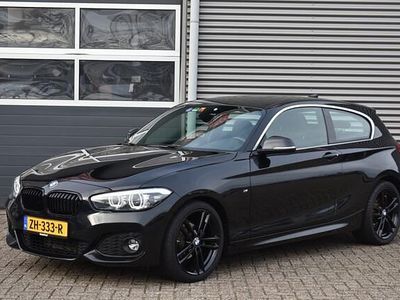 Occasion BMW 118 Executive 136 PK (100 kW) 2019 Zwart Hatchback