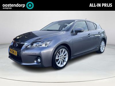 Lexus CT200h