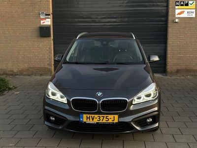 BMW 216