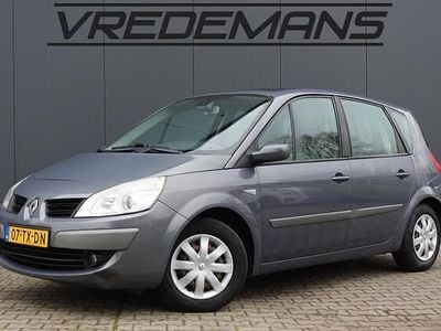 Grijs Gebruikt 2007 Renault Scénic II Komfort MPV | € 1.450
