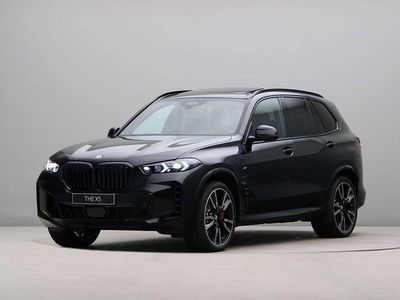 Zwart Nieuw 2025 BMW X5 M Sport SUV | € 137.191 (Duur)