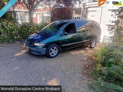 Groen Occasion 1999 Chrysler Grand Voyager MPV | € 5.995