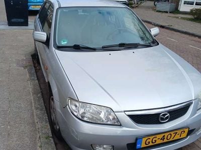 Mazda 323