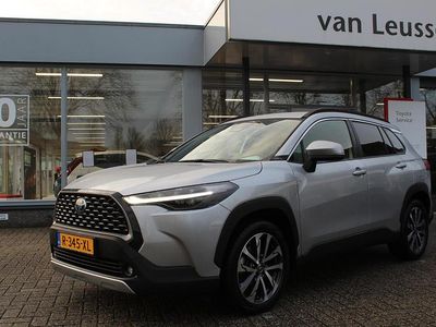 Grijs Occasion 2023 Toyota Corolla Cross Edition SUV | € 31.740 (Eerlijke prijs)