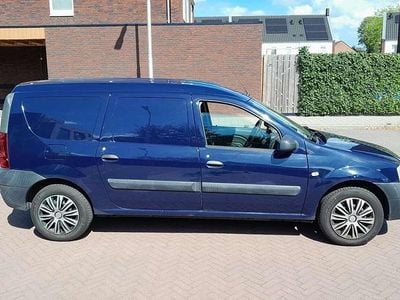 Blauw Gebruikt 2010 Dacia Logan Sedan | € 5.000 (Duur)