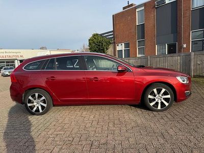 Occasion Volvo V60 Summum 215 PK (158 kW) 2013 Rood (metallic) Stationwagen