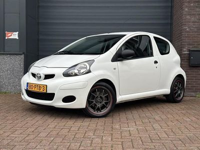 tweedehands Toyota Aygo 1.0-12V Cool AIRCO | LM VELGEN | APK 2025!