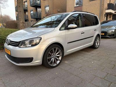 Occasion VW Touran Trendline 140 PK (102 kW) 2011 Grijs MPV