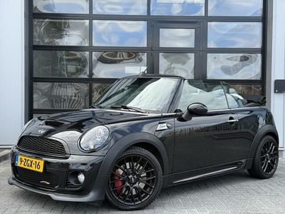 Occasion Mini John Cooper Works Cabriolet 211 PK (155 kW) 2011 Zwart Cabriolet