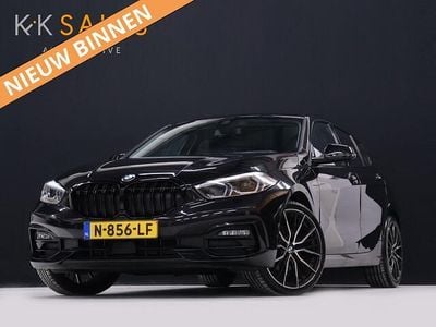 Zwart Gebruikt 2021 BMW 118 Sport Line Hatchback | € 18.400 (Goede deal)