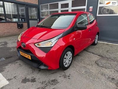 Rood Gebruikt 2020 Toyota Aygo Hatchback | € 8.950 (Super prijs)