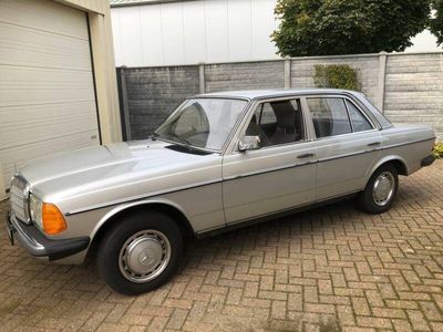 tweedehands Mercedes 200 D