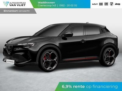 Zwart Occasion 2025 Alfa Romeo Junior Veloce SUV | € 37.990