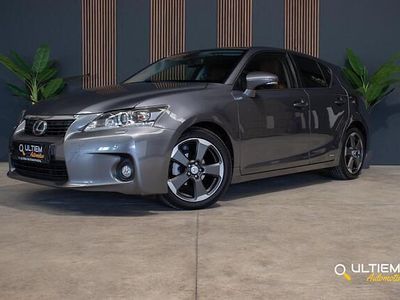 Lexus CT200h