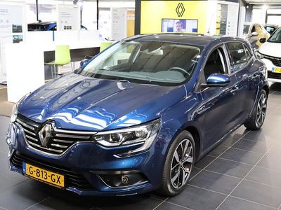 Occasion Renault Mégane IV Bose Edition 141 PK (103 kW) 2019 Donker blauw metallic Hatchback