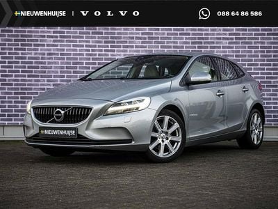 Grijs Gebruikt 2016 Volvo V40 Hatchback | € 16.894 (Eerlijke prijs)