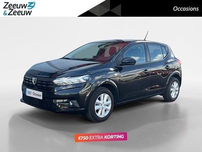 Zwart Gebruikt 2023 Dacia Sandero Comfort Hatchback | € 14.499 (Goede deal)