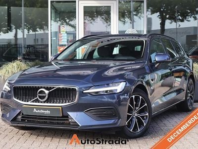 Blauw Gebruikt 2020 Volvo V60 Momentum Stationwagen | € 23.800 (Super prijs)