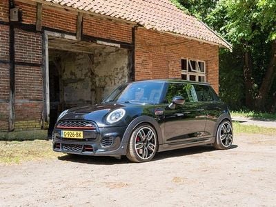 Zwart Occasion 2015 Mini John Cooper Works Hatchback | € 15.000 (Iets duurder)