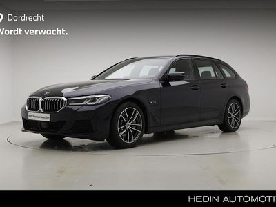 Zwart Gebruikt 2023 BMW 530e M Sport Stationwagen | € 49.895 (Duur)