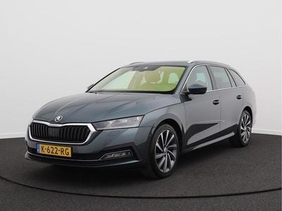 Grijs Occasion 2021 Skoda Octavia Business Line Stationwagen | € 21.450 (Iets duurder)