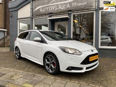 tweedehands Ford Focus Wagon 2.0 EcoBoost ST-3 / NAVI / CRUISE / XENON