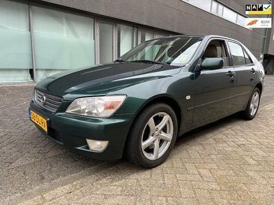 Lexus IS200