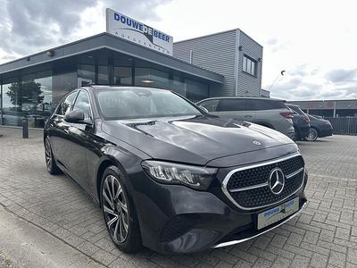 Mercedes E200