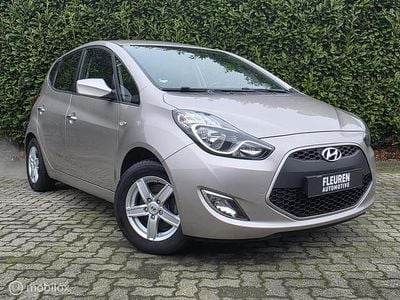 Occasion Hyundai ix20 Premium 125 PK (91 kW) 2017 Grijs (metallic) Hatchback