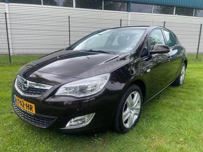 tweedehands Opel Astra 1.4 Business +